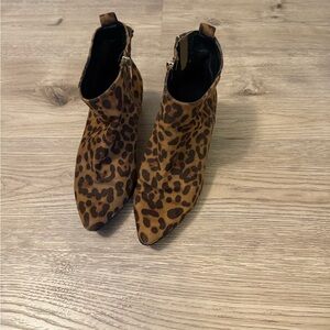 Universal Thread Brown Leopard Ankle Boots